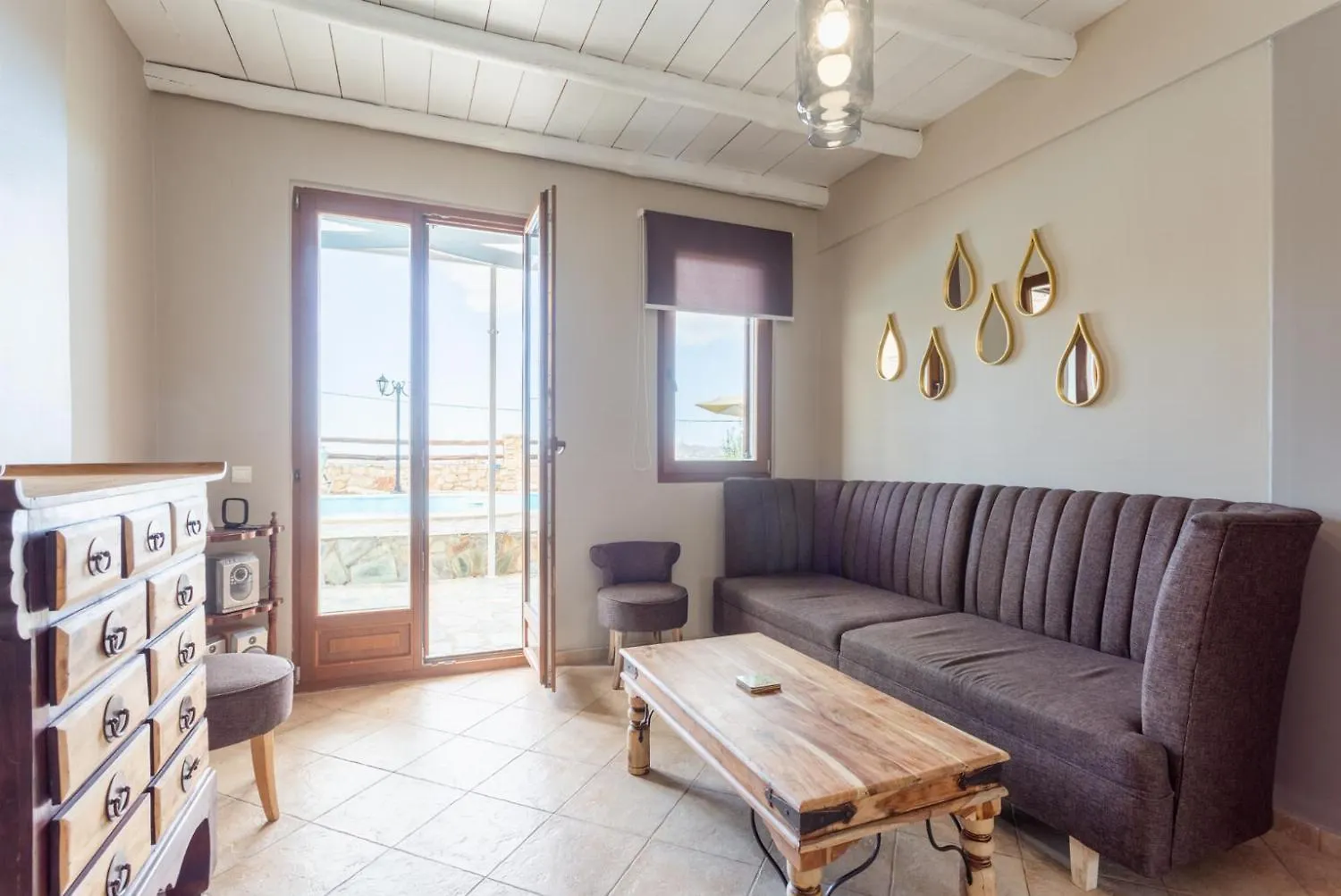 Neria Villas Collection Aptera